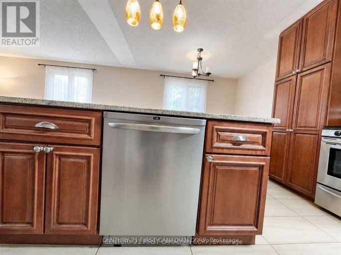 1341 ALDERSBROOK ROAD, London North (North I), Ontario, N6G3J1