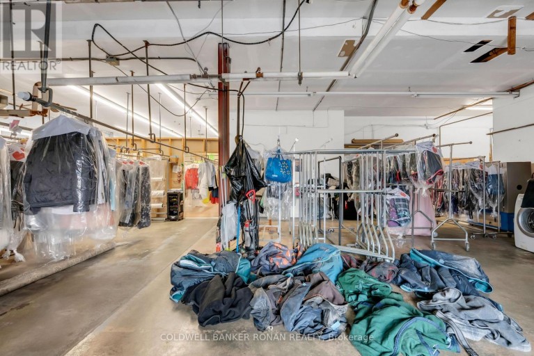 8 - 17250 HIGHWAY 27, King (Schomberg), Ontario, L0G1T0