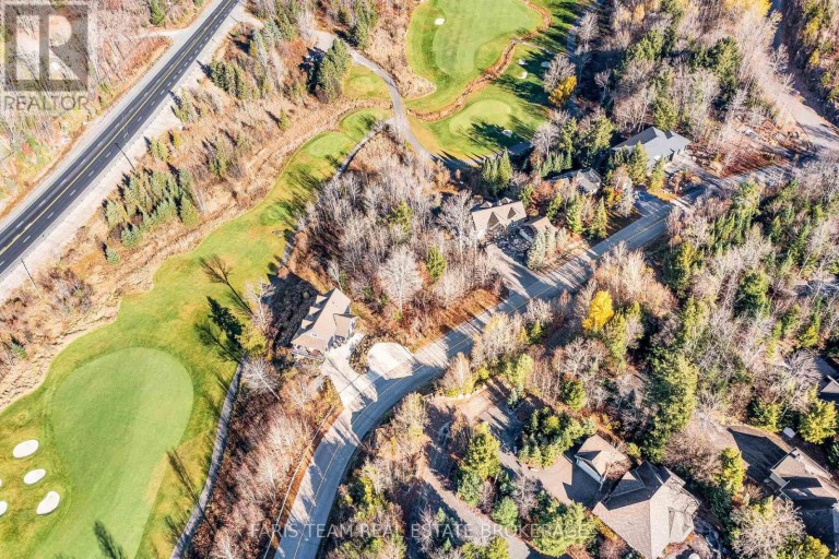 19 DEERHURST HIGHLANDS DRIVE, Huntsville (Chaffey), Ontario, P1H1B1