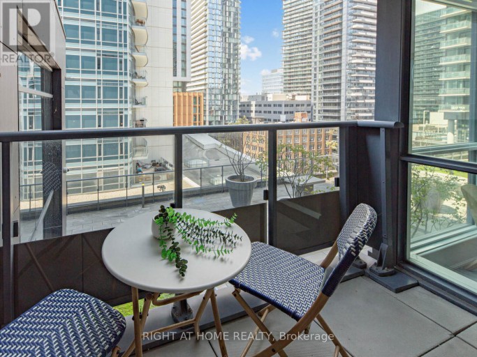 1210 - 295 ADELAIDE STREET W, Toronto (Waterfront Communities), Ontario, M5V0L4