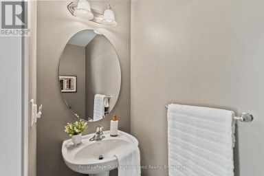 83 TED MILLER CRESCENT Clarington (Bowmanville) Ontario photo 8