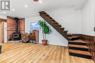 794097 124 GREY ROAD Clearview (Singhampton) Ontario photo 8