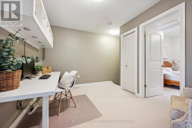 9 - 100 FREDERICK DRIVE Guelph (Pineridge/Westminster Woods) Ontario photo 26
