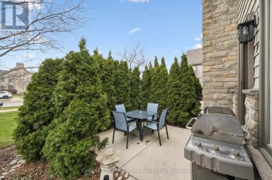 9 - 100 FREDERICK DRIVE Guelph (Pineridge/Westminster Woods) Ontario photo 3