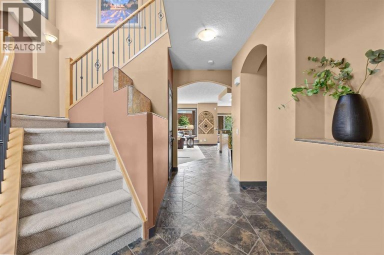139 Tuscany Ridge Close NW, Calgary, Alberta, T3L2K6