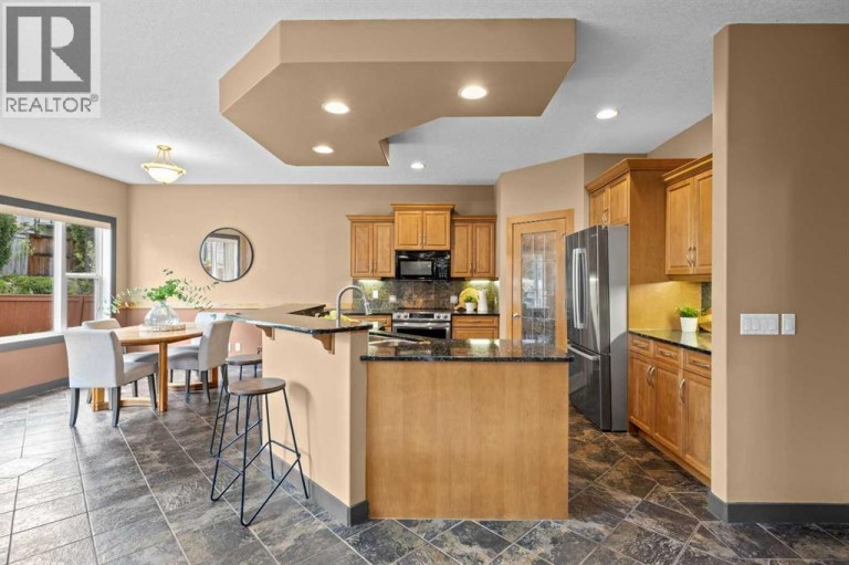 139 Tuscany Ridge Close NW, Calgary, Alberta, T3L2K6