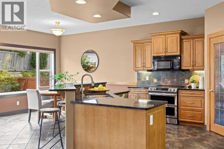 139 Tuscany Ridge Close NW, Calgary, Alberta, T3L2K6