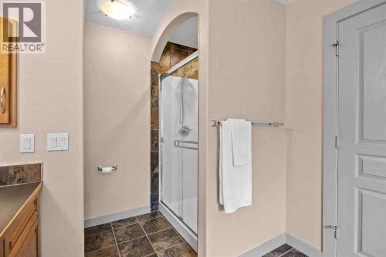 139 Tuscany Ridge Close NW, Calgary, Alberta, T3L2K6