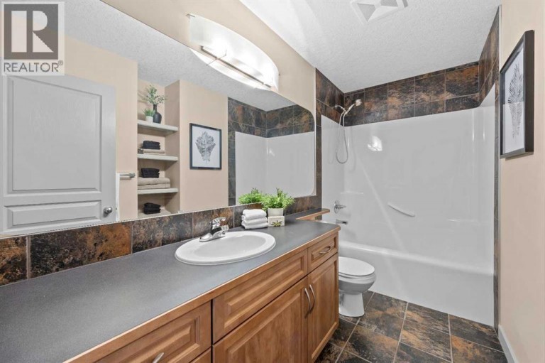 139 Tuscany Ridge Close NW, Calgary, Alberta, T3L2K6
