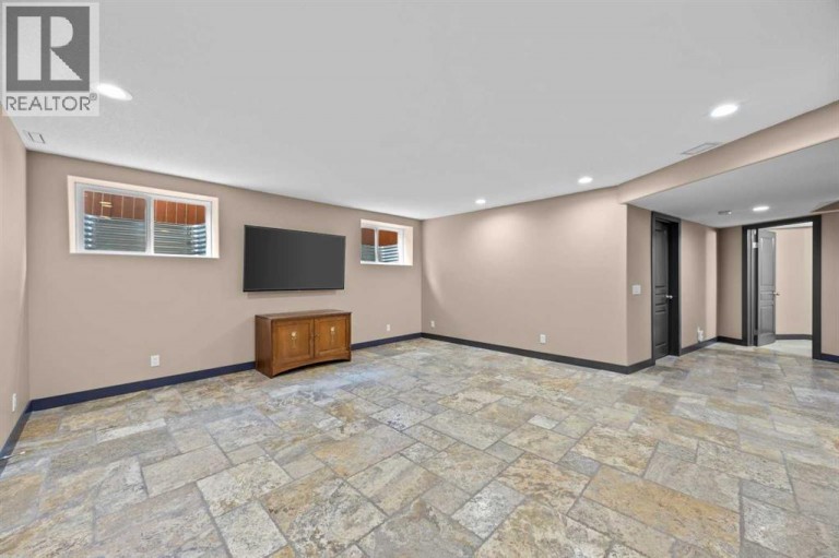 139 Tuscany Ridge Close NW, Calgary, Alberta, T3L2K6