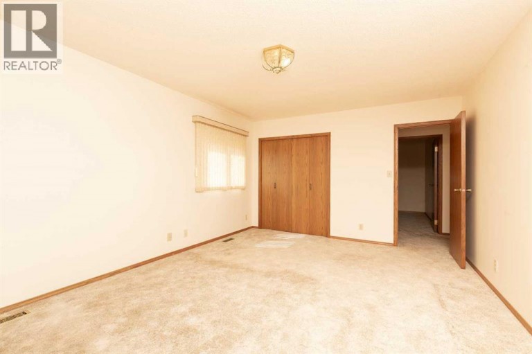 262 Fairway Drive, Coaldale, Alberta, T1M1H3