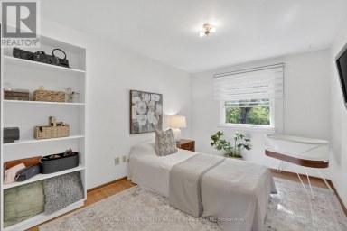 32 FARMINGTON DRIVE Brampton (Brampton East) Ontario photo 27