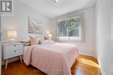 118 ZAPH AVENUE Toronto (Highland Creek) Ontario photo 21