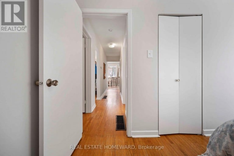 118 ZAPH AVENUE, Toronto (Highland Creek), Ontario, M1C1M8