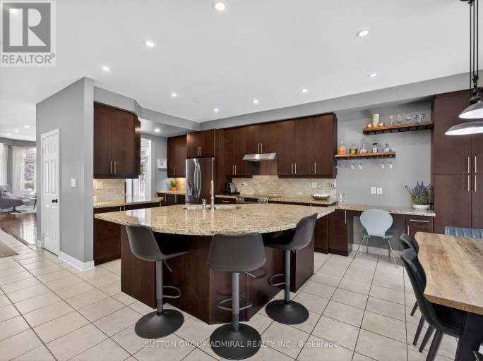 45 GAMLA ROAD, Vaughan (Patterson), Ontario, L6A0W5
