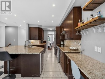 45 GAMLA ROAD Vaughan (Patterson) Ontario photo 16