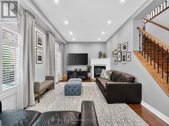 45 GAMLA ROAD Vaughan (Patterson) Ontario photo 18