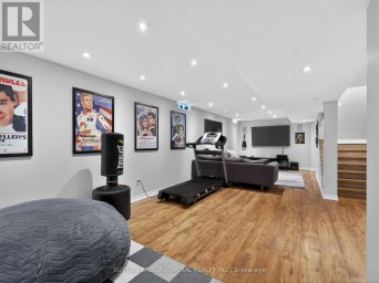 45 GAMLA ROAD Vaughan (Patterson) Ontario photo 34