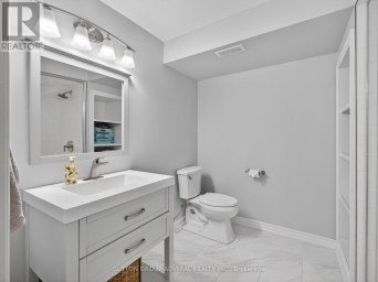 45 GAMLA ROAD Vaughan (Patterson) Ontario photo 39