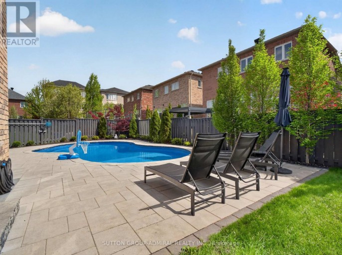 45 GAMLA ROAD, Vaughan (Patterson), Ontario, L6A0W5