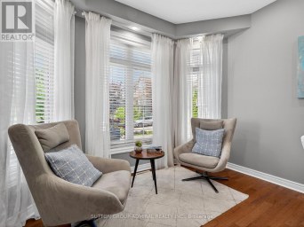 45 GAMLA ROAD Vaughan (Patterson) Ontario photo 7