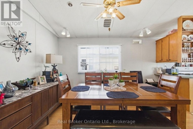 428 PINE PASS, Centre Wellington, Ontario, N1M2W5