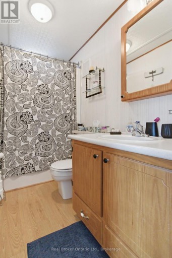 428 PINE PASS, Centre Wellington, Ontario, N1M2W5
