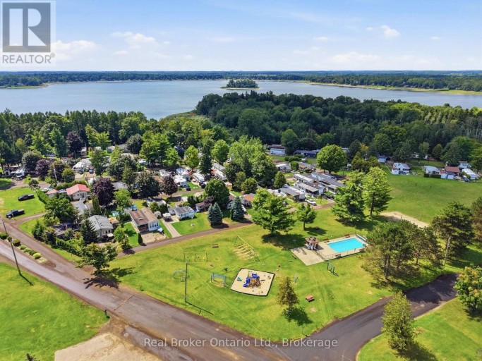 428 PINE PASS, Centre Wellington, Ontario, N1M2W5