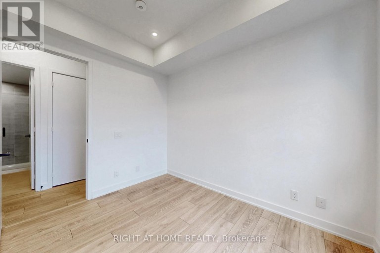 3302 - 108 PETER STREET, Toronto (Waterfront Communities), Ontario, M5V0W2