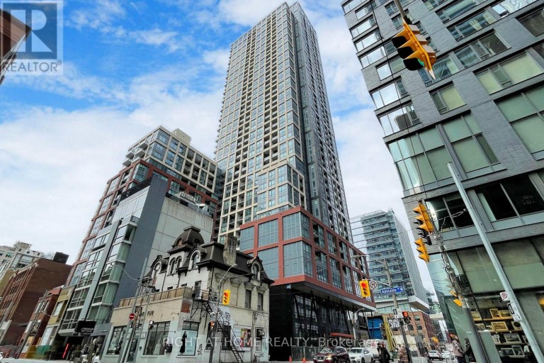 3302 - 108 PETER STREET, Toronto (Waterfront Communities), Ontario, M5V0W2