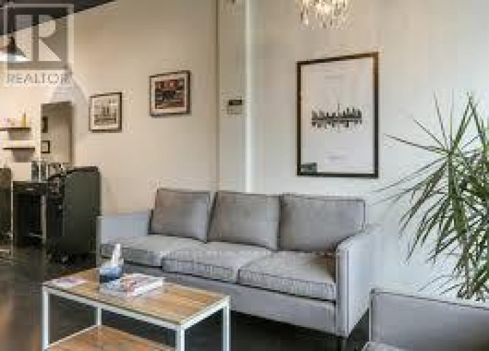 1173 QUEEN STREET E, Toronto (South Riverdale), Ontario, M4M1L5