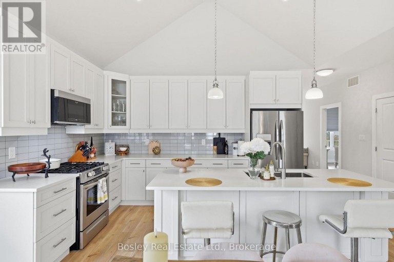 104 SYCAMORE STREET, Blue Mountains, Ontario, L9Y5S9