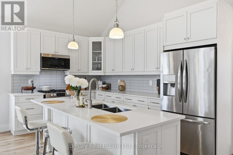 104 SYCAMORE STREET, Blue Mountains, Ontario, L9Y5S9