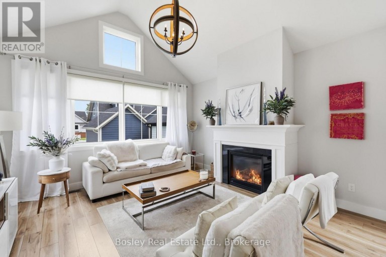 104 SYCAMORE STREET, Blue Mountains, Ontario, L9Y5S9