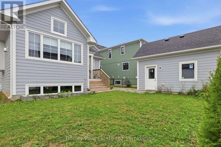 104 SYCAMORE STREET, Blue Mountains, Ontario, L9Y5S9