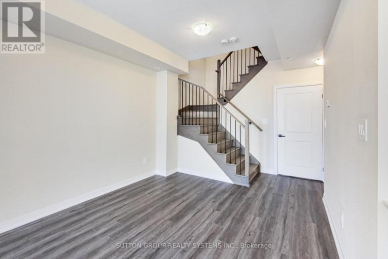 114 - 1585 ROSE WAY, Milton (CB Cobban), Ontario, L9E0J2