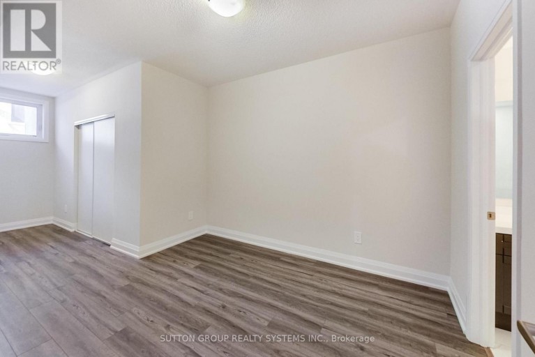 125 - 1585 ROSE WAY, Milton (CB Cobban), Ontario, L9E0J2