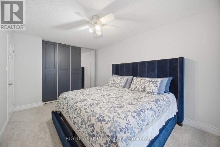 14 - 104 FRANCES AVENUE, Hamilton (Lakeshore), Ontario, L8E5X3