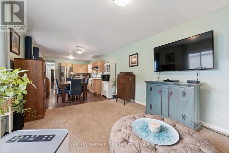 12 SECOND AVENUE, Centre Wellington, Ontario, N1M2W5
