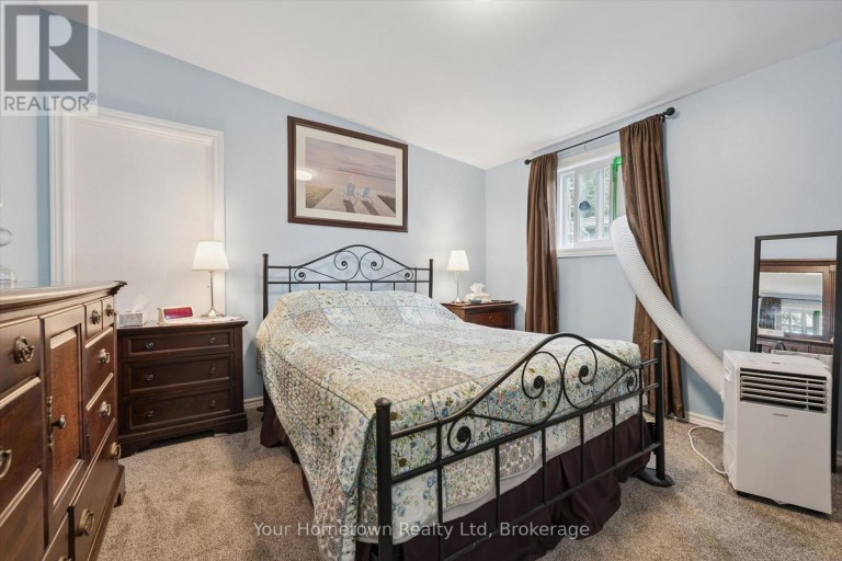12 SECOND AVENUE, Centre Wellington, Ontario, N1M2W5