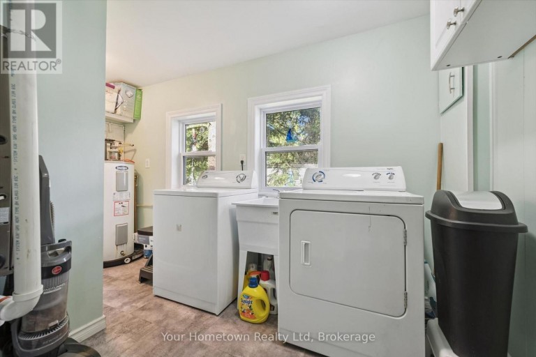 12 SECOND AVENUE, Centre Wellington, Ontario, N1M2W5