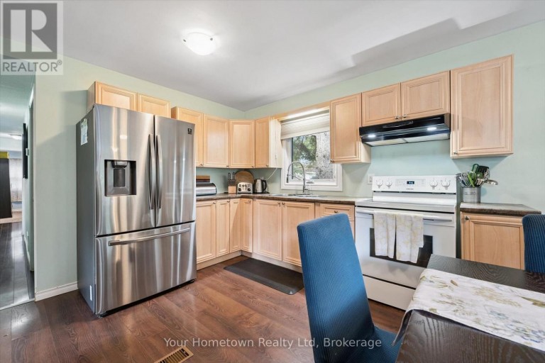 12 SECOND AVENUE, Centre Wellington, Ontario, N1M2W5