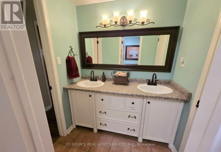 1730 ATTAWANDARON ROAD, London North (North F), Ontario, N6G3N1