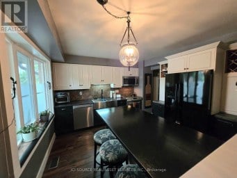 1730 ATTAWANDARON ROAD London North (North F) Ontario photo 3