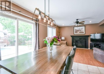42 FARMSTEAD CRESCENT Barrie (Holly) Ontario photo 10