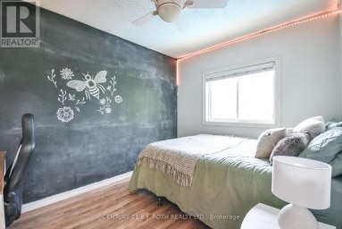 42 FARMSTEAD CRESCENT Barrie (Holly) Ontario photo 26