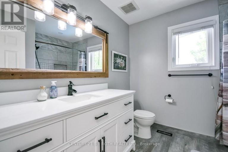 42 FARMSTEAD CRESCENT, Barrie (Holly), Ontario, L4N8S1