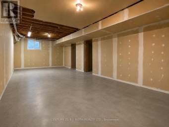 42 FARMSTEAD CRESCENT Barrie (Holly) Ontario photo 31