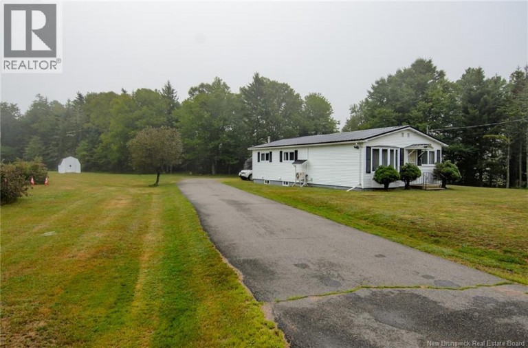 203 Route 176, Pennfield, New Brunswick, E5H1V1