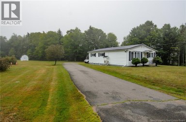 203 Route 176 Pennfield New Brunswick photo 2